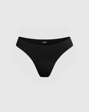 Vera’s Seamless Leakproof Thong
